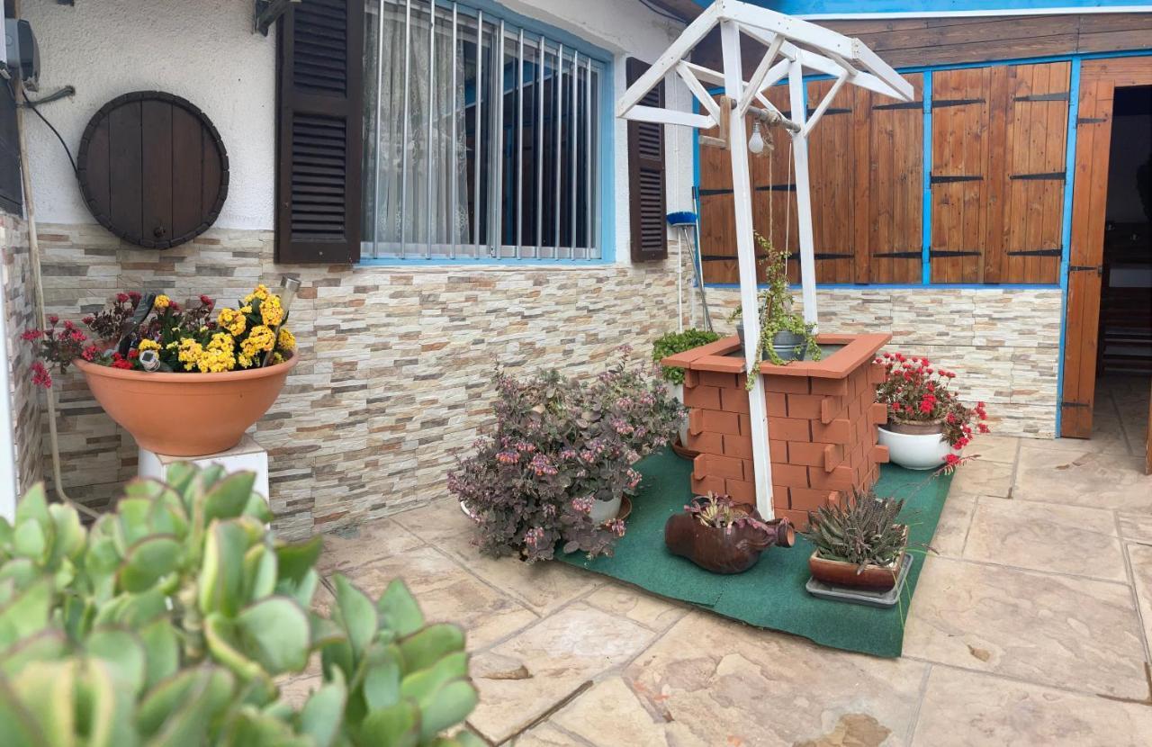 Mamas Summer House *