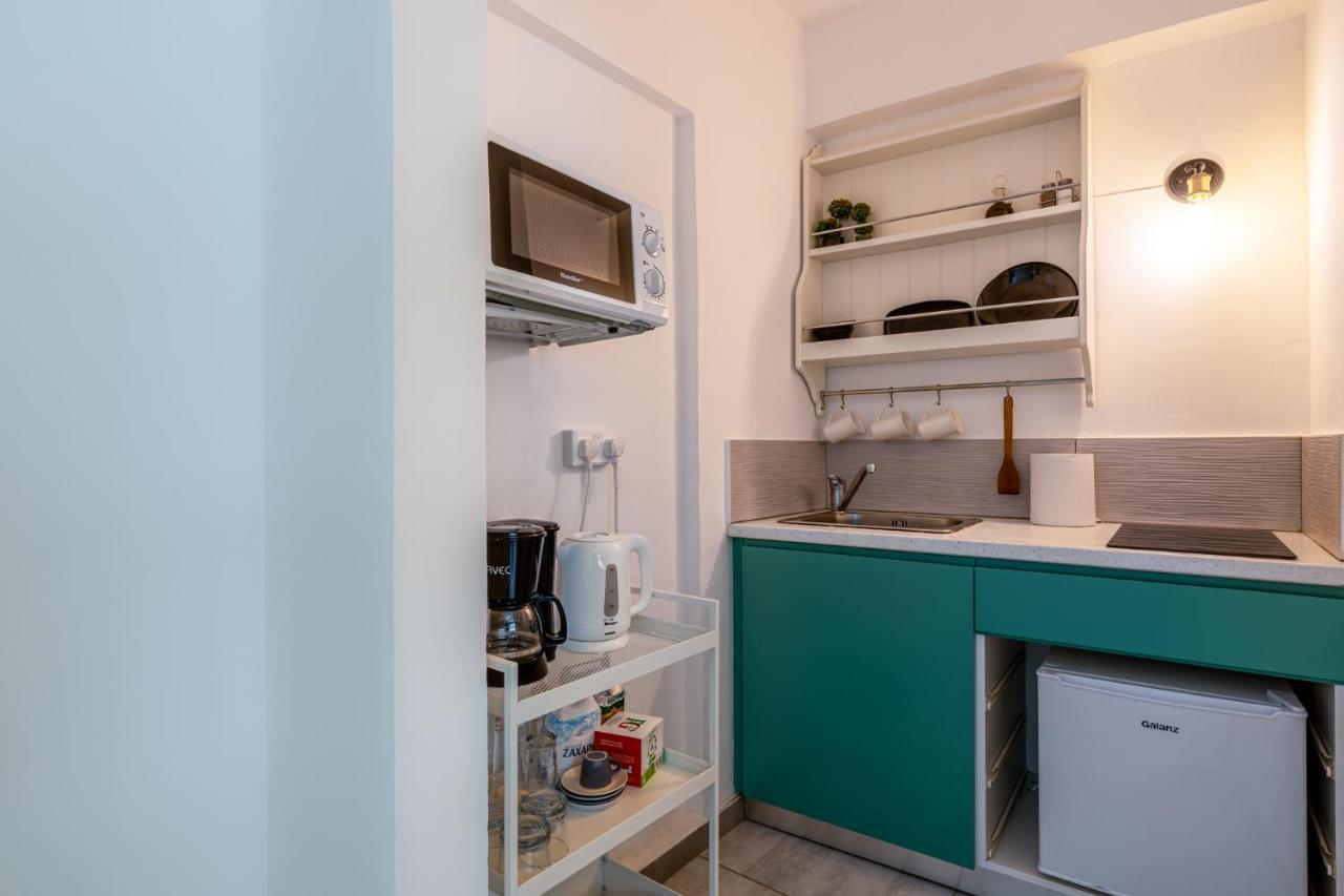 Mila's 1-br In Apartment