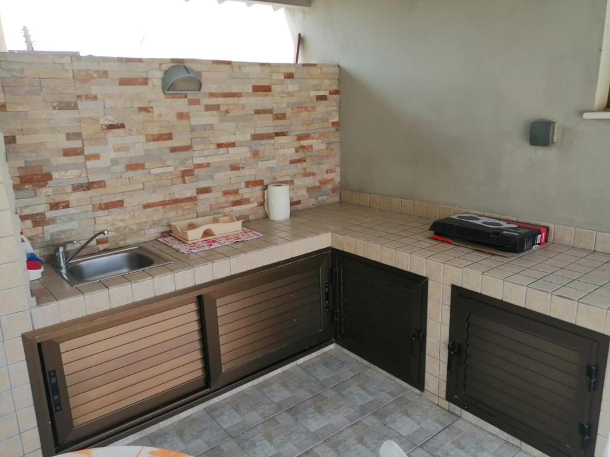 Extremely Comfy With Spacious Private Terrace 10min Walk To The & In Town