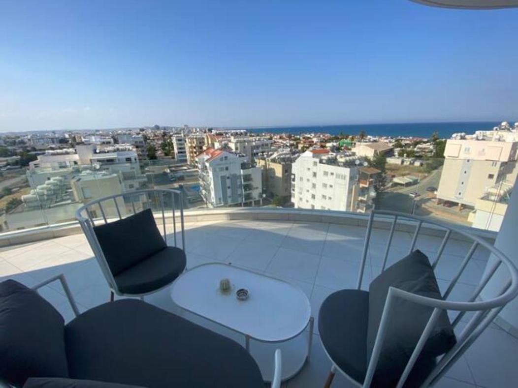 Mckenzie 2 Bedrooms Seaview * Lárnaca