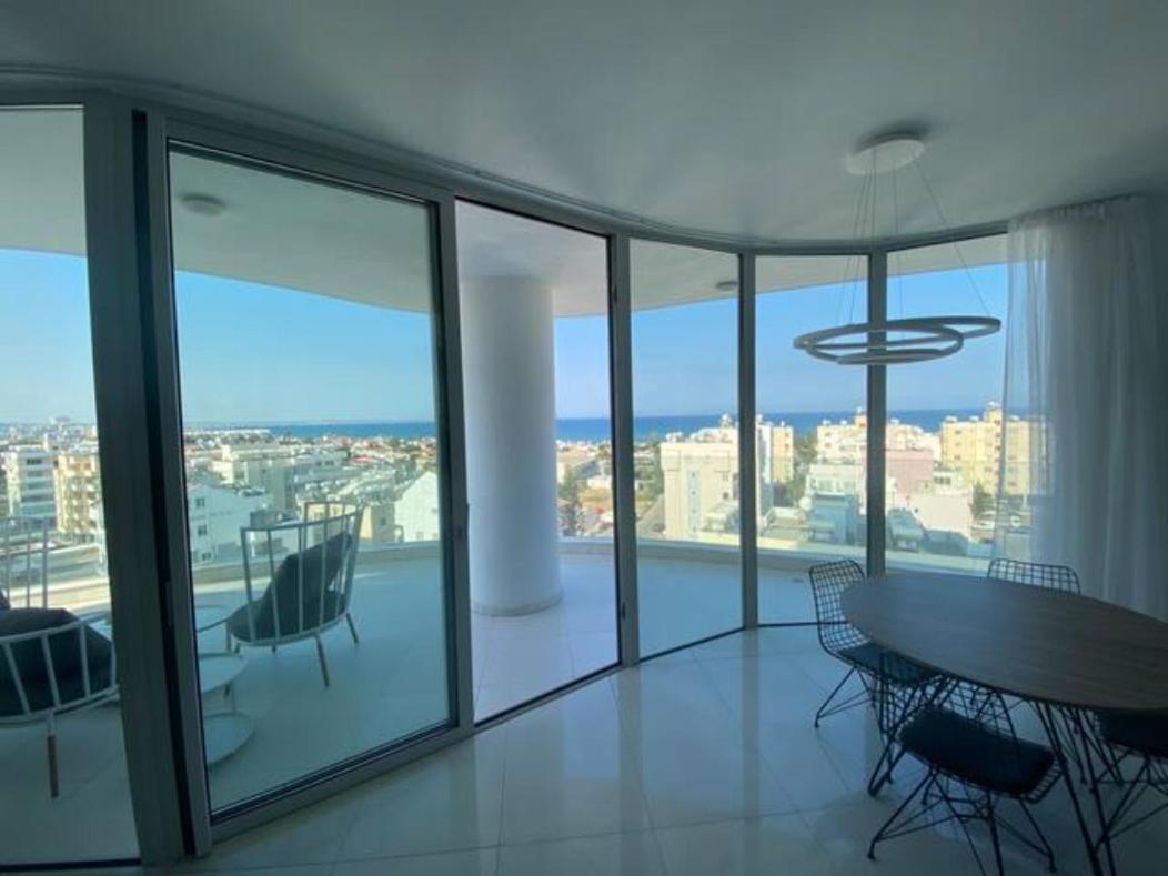 Mckenzie 2 Bedrooms Seaview Apartamento Lárnaca