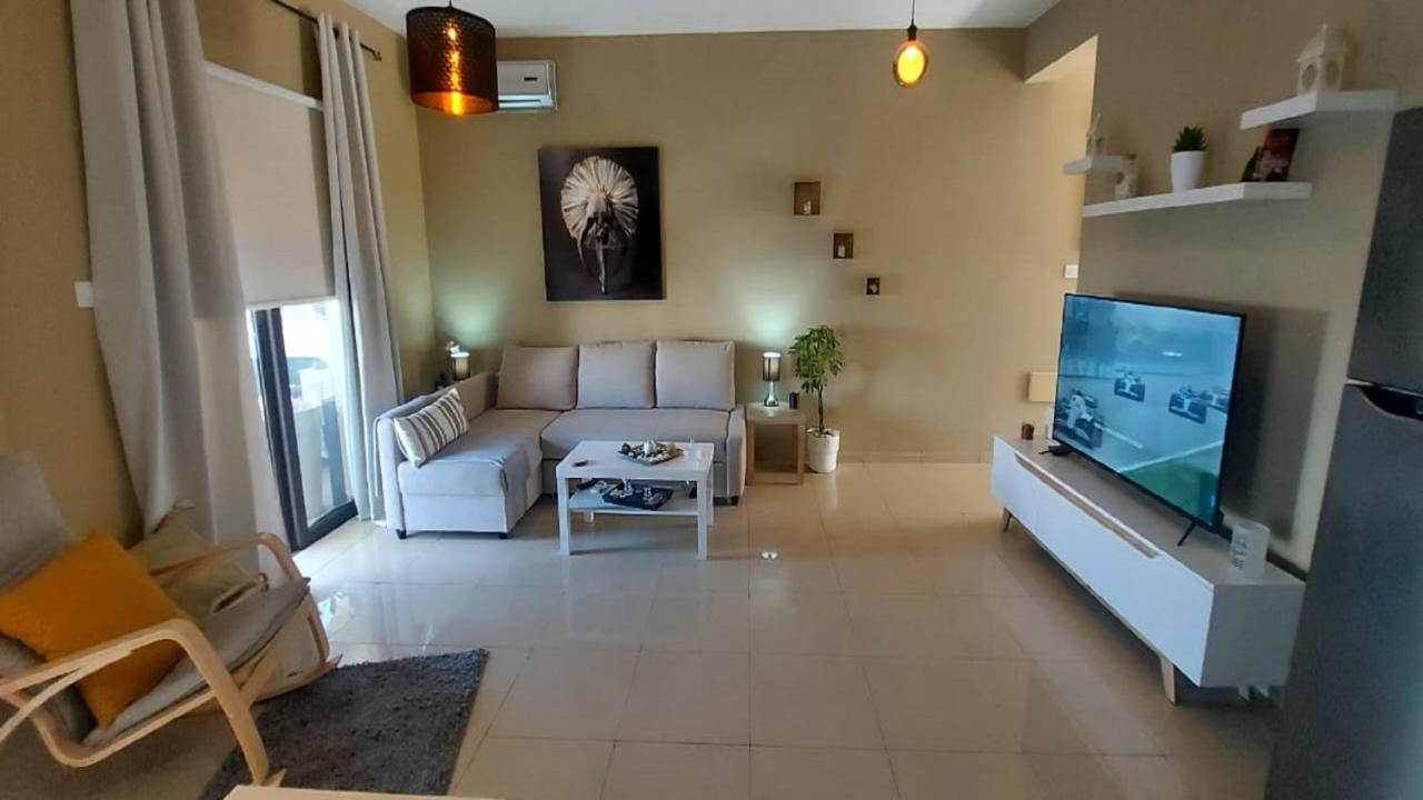 Apartamento Paramount Gardens C202 *
