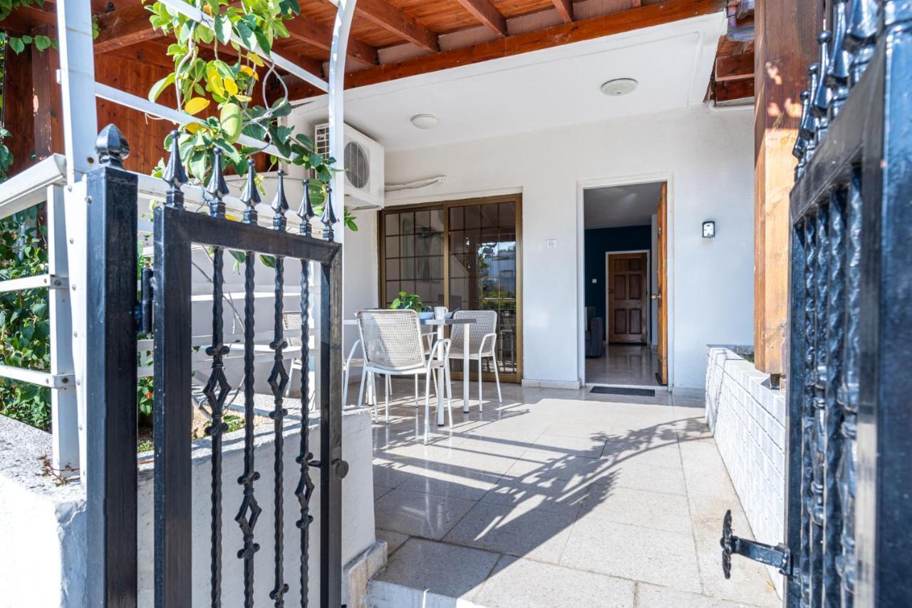 Azure 2-br W/terrace In Larnaca