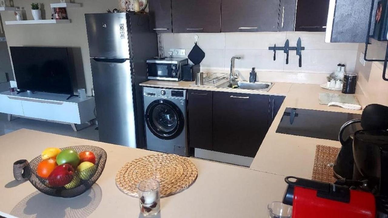 Paramount Gardens C202 Apartamento