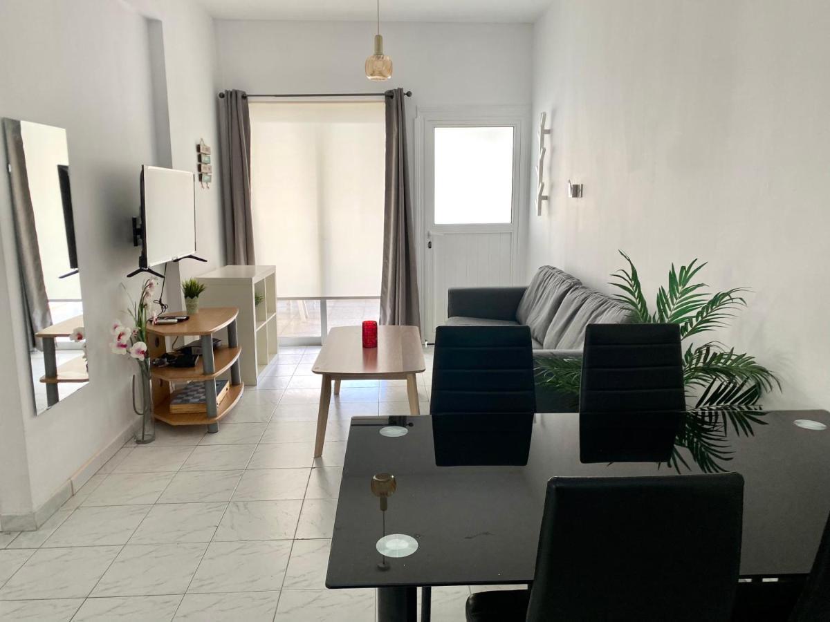 Kontheo Elli Ground Apt 2 Near The Beach