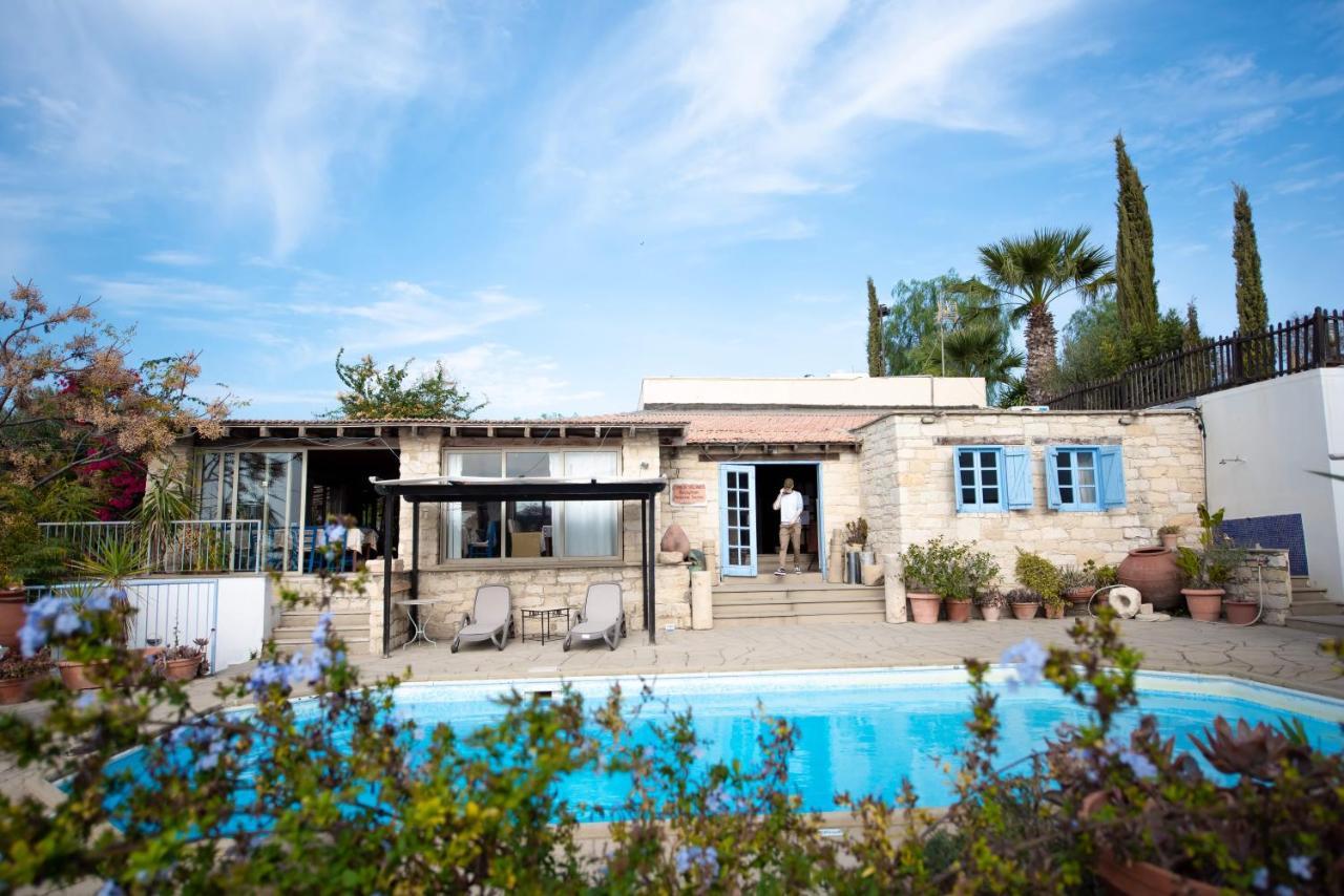 The Carob Tree - Rustic Luxury With Access To Pool And Restaurant