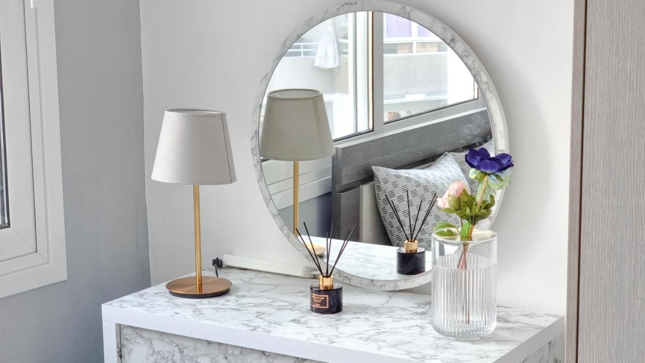 Apartment Coastal Chic: Luxury In The Heart Of The City! With Smart Tv!