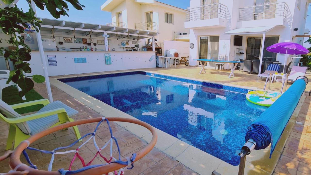 Maria Petounta * Larnaca