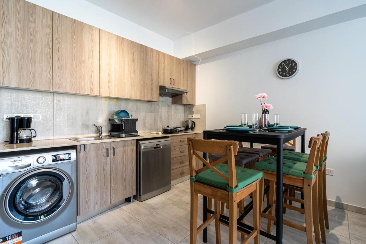 Căn hộ Crystal 2-bedroom In