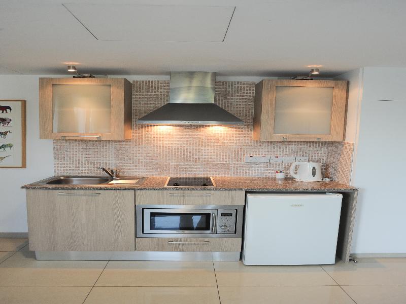 Frixos Aparthotel Larnaca