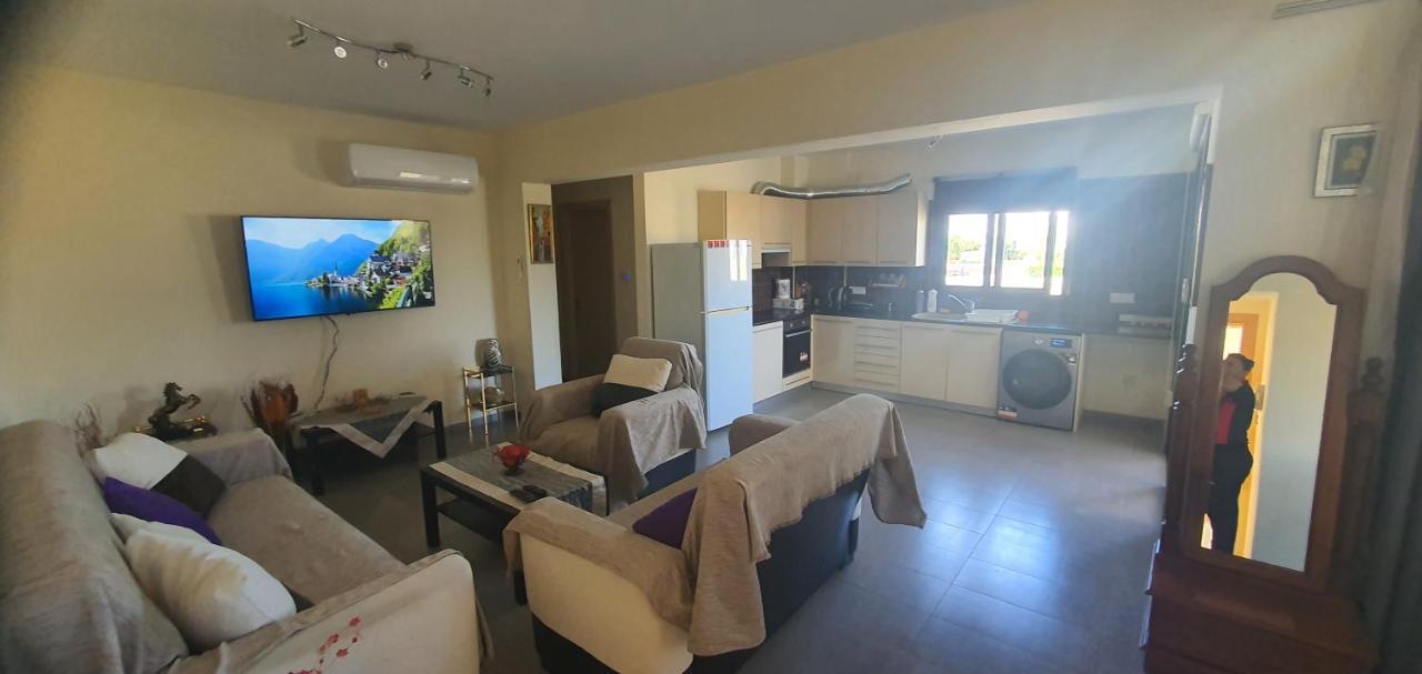 Apartment Stefaris 'sioukris Court' *