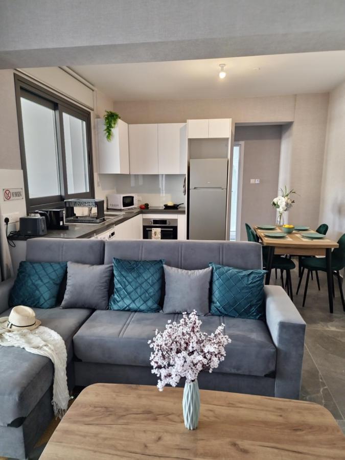 Carisa Deluxe With Jacuzzi Apartment *
