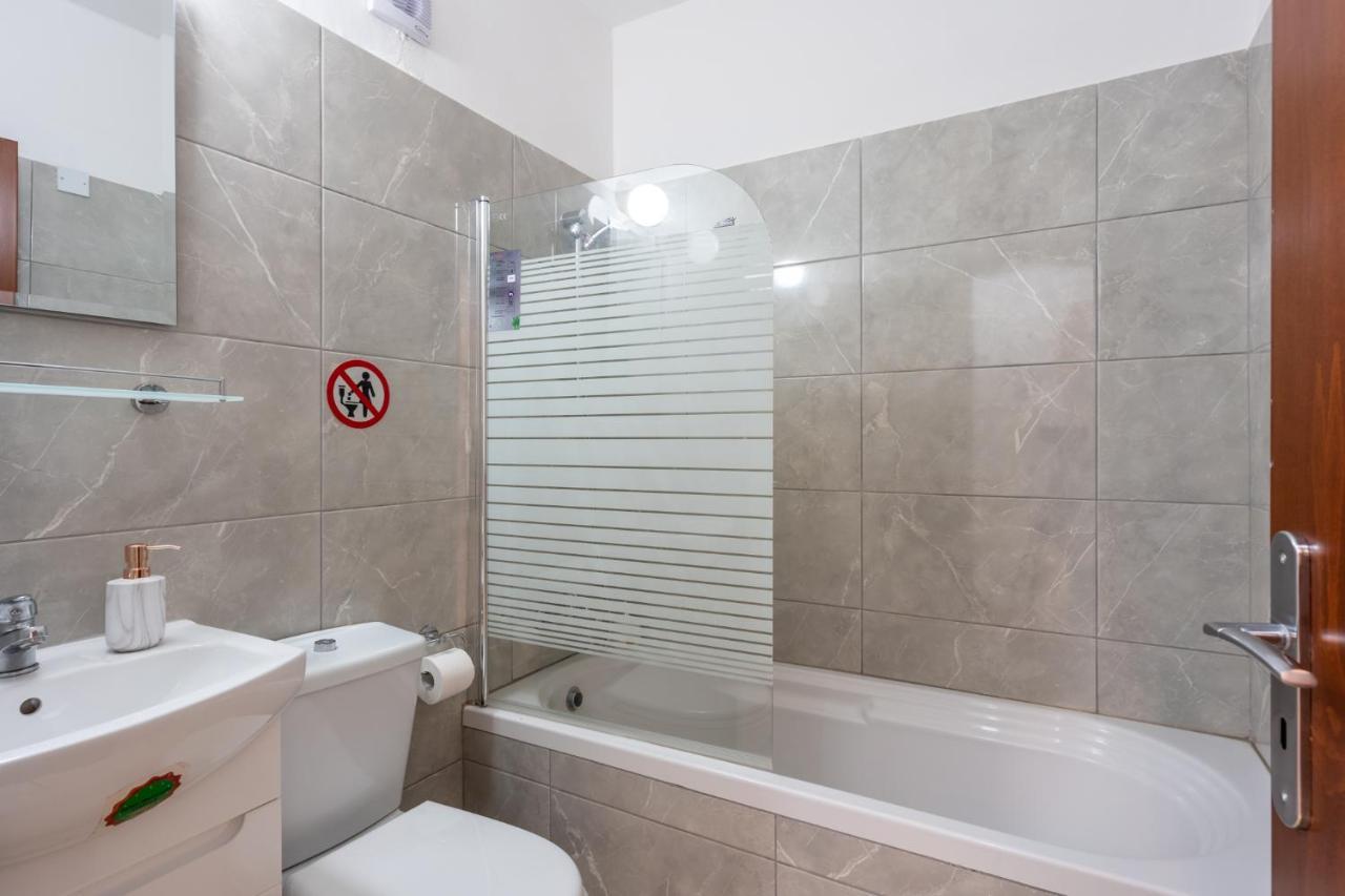 Mia 1-bedroom In * Larnaca