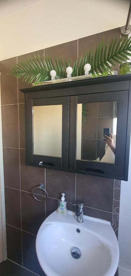 Stefaris 'sioukris Court' Apartment Larnaca