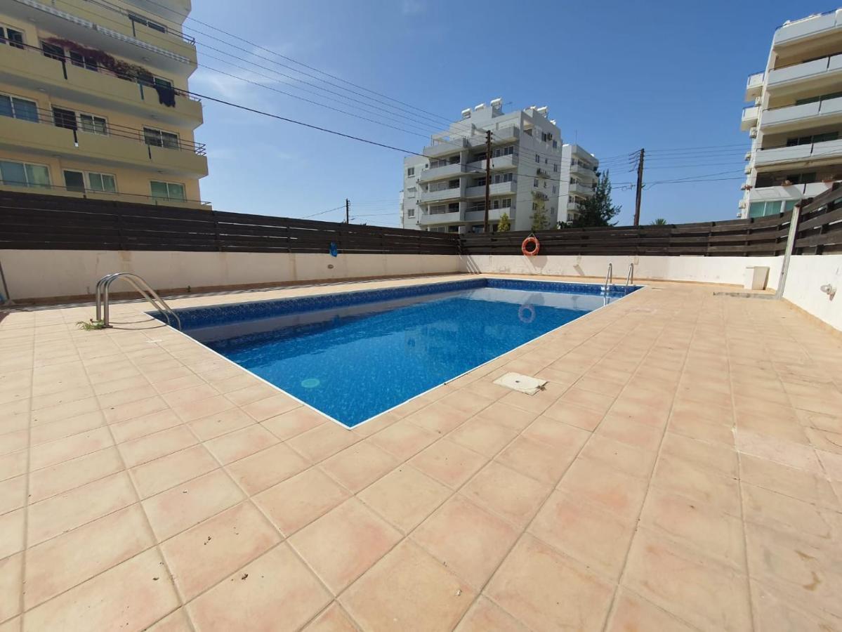 Apartment Andrea 3-bedroom In Mackenzie Larnaca