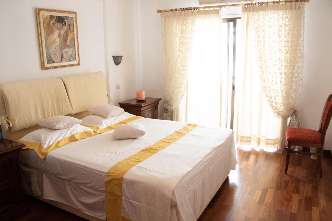 Luxury Apartment, Near Pinikoudes Apartment Larnaca