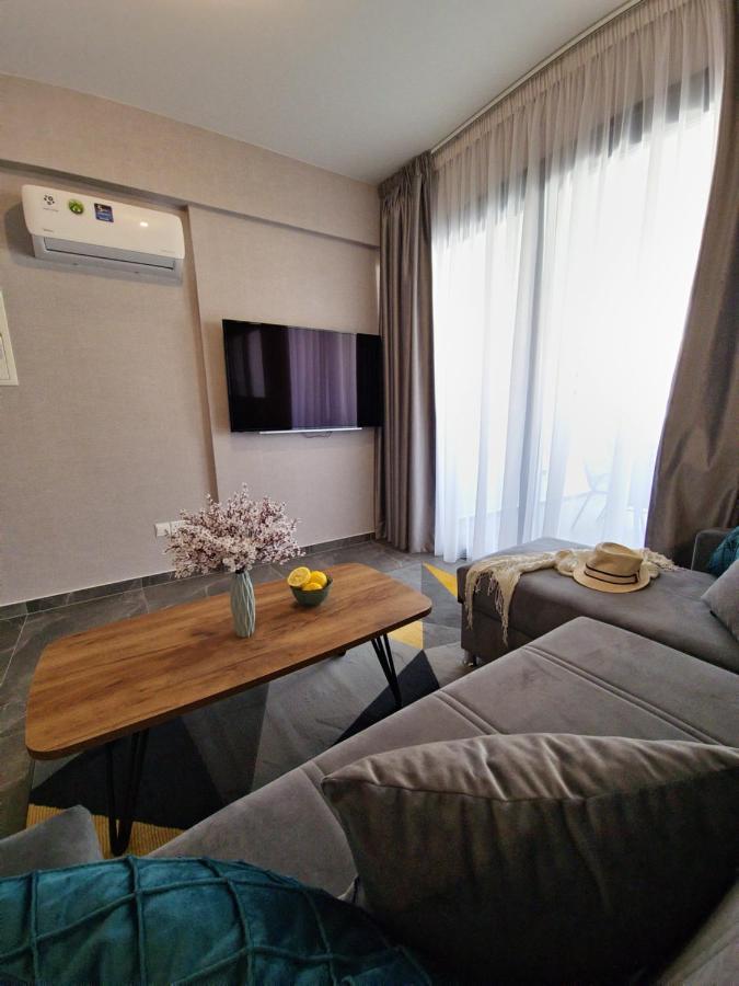 Carisa Deluxe With Jacuzzi Larnaca