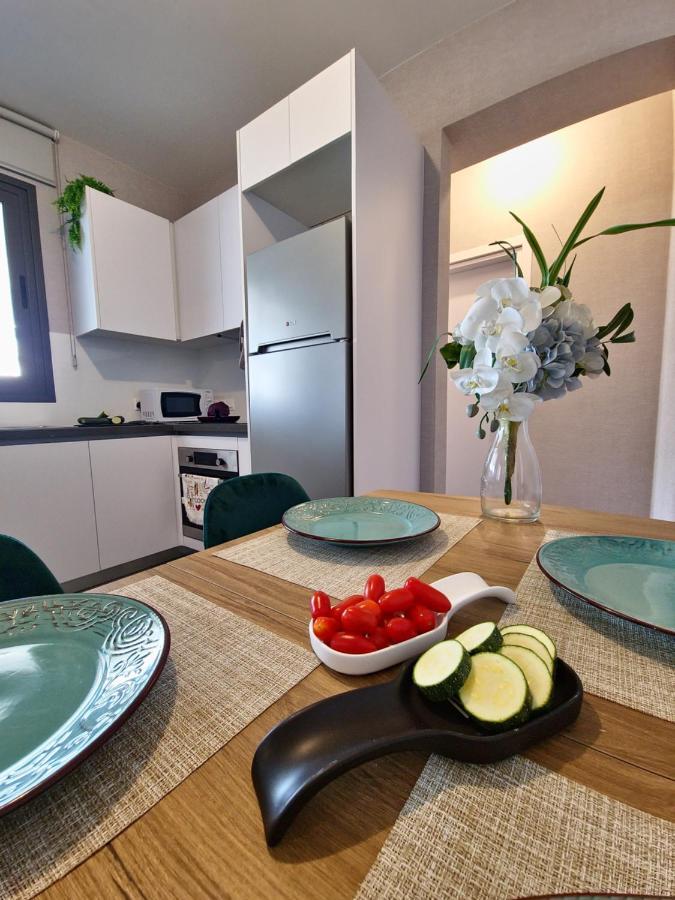 Carisa Deluxe With Jacuzzi Apartment Larnaca