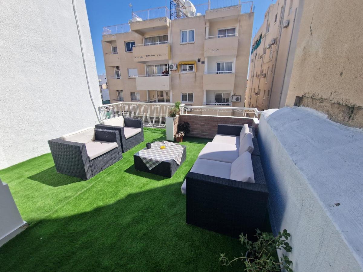 Apartment Town Center Garden Larnaca