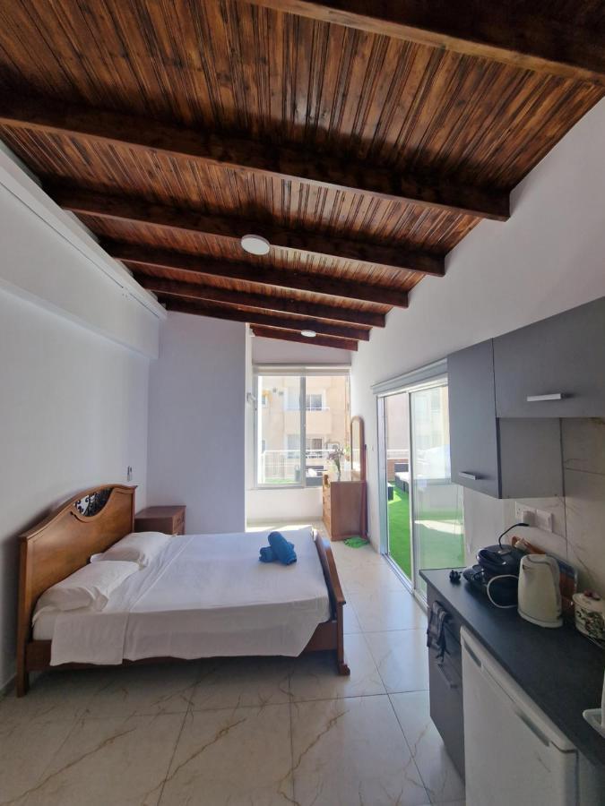 Town Center Garden Apartment