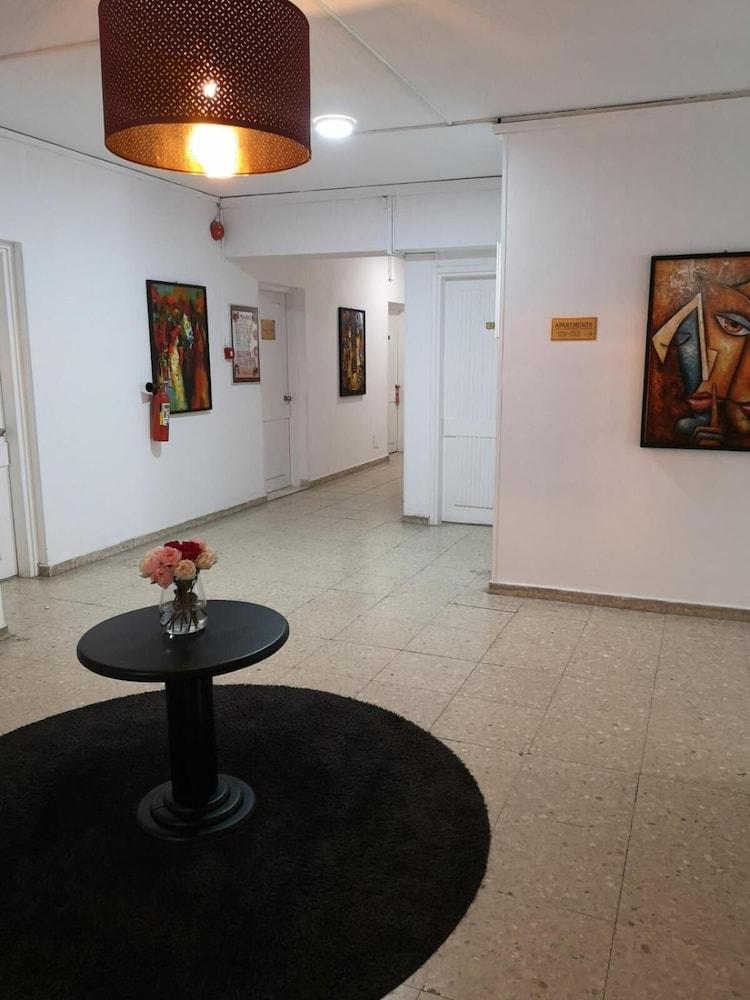 Apartment Sun Hall Larnaca