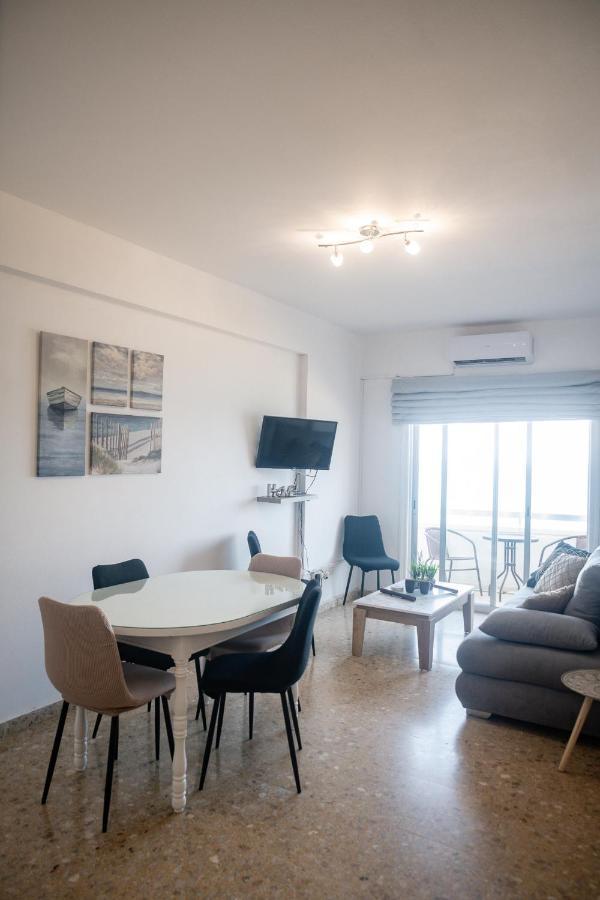 Quattro Beachfront Sea View Ap 53 Apartamento Lárnaca