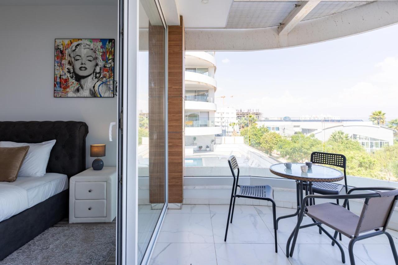 Starlet 1-bedroom In Apartment *