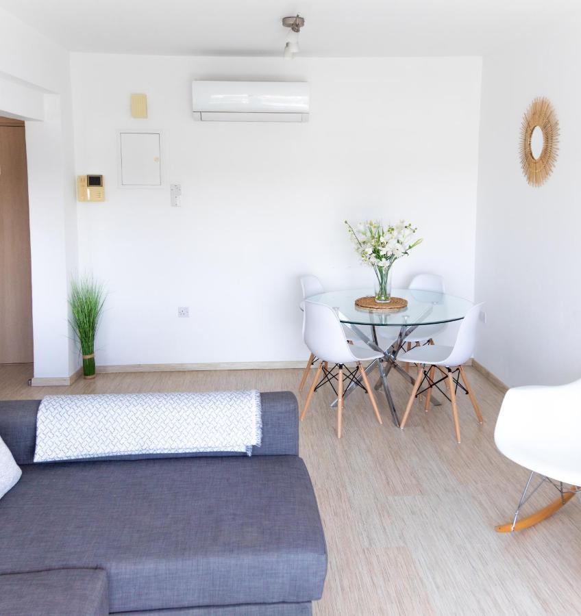 Seaview Apartment