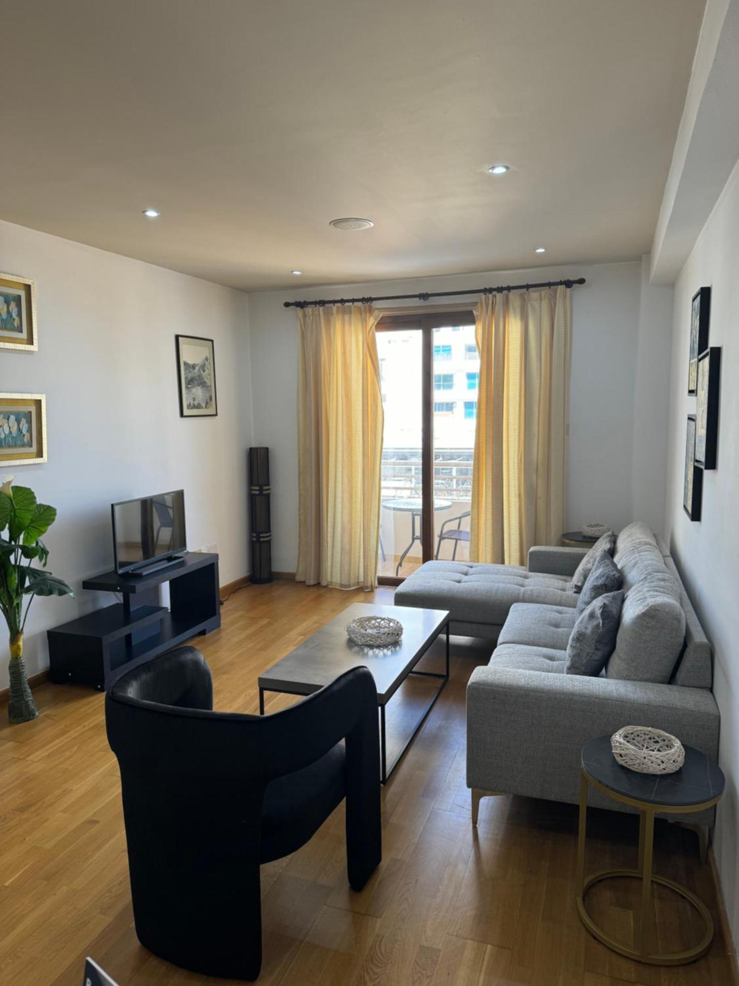 Ithaki Phinikoudes No. 204 Apartment Larnaca
