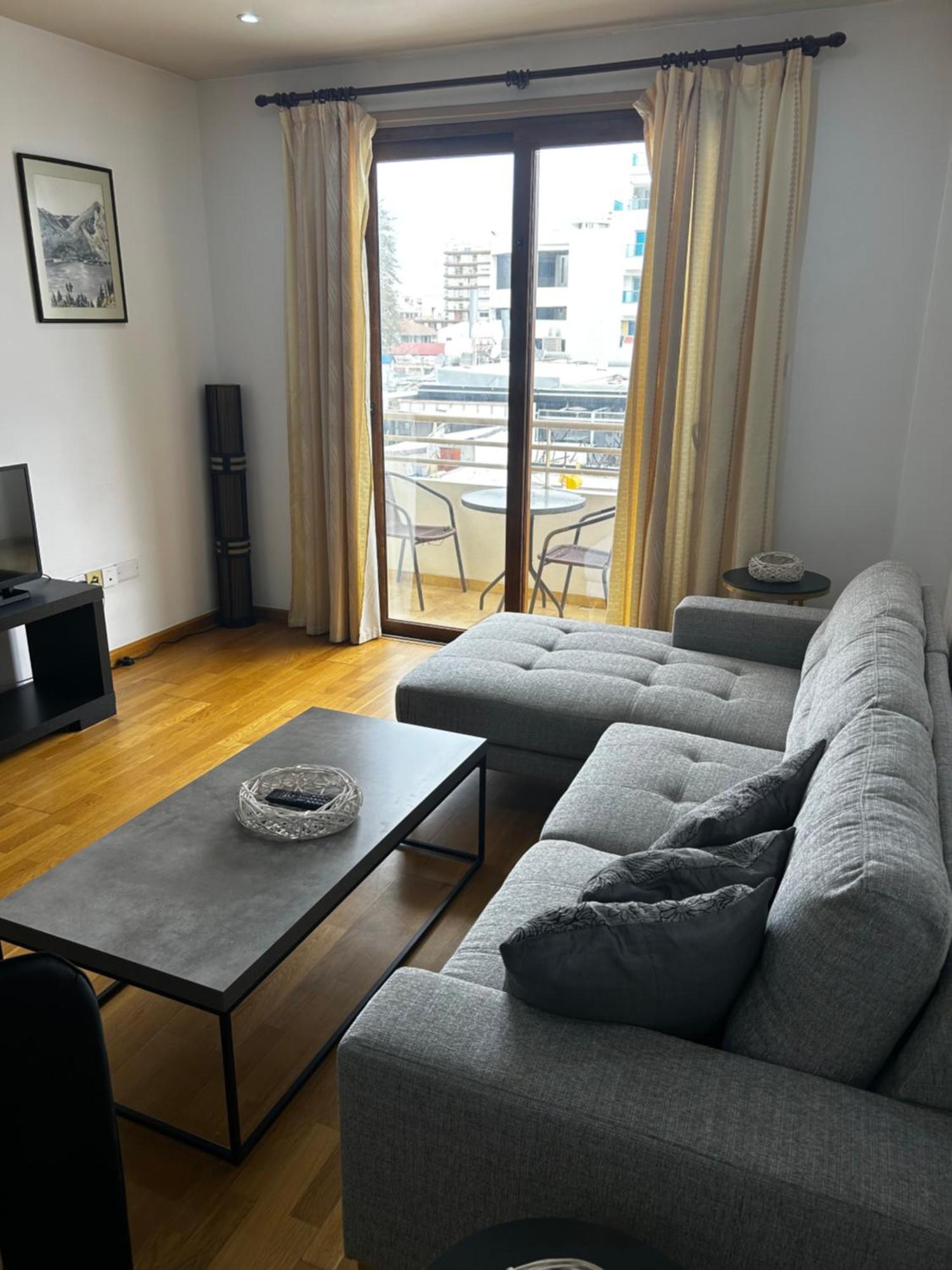 Apartment Ithaki Phinikoudes No. 204