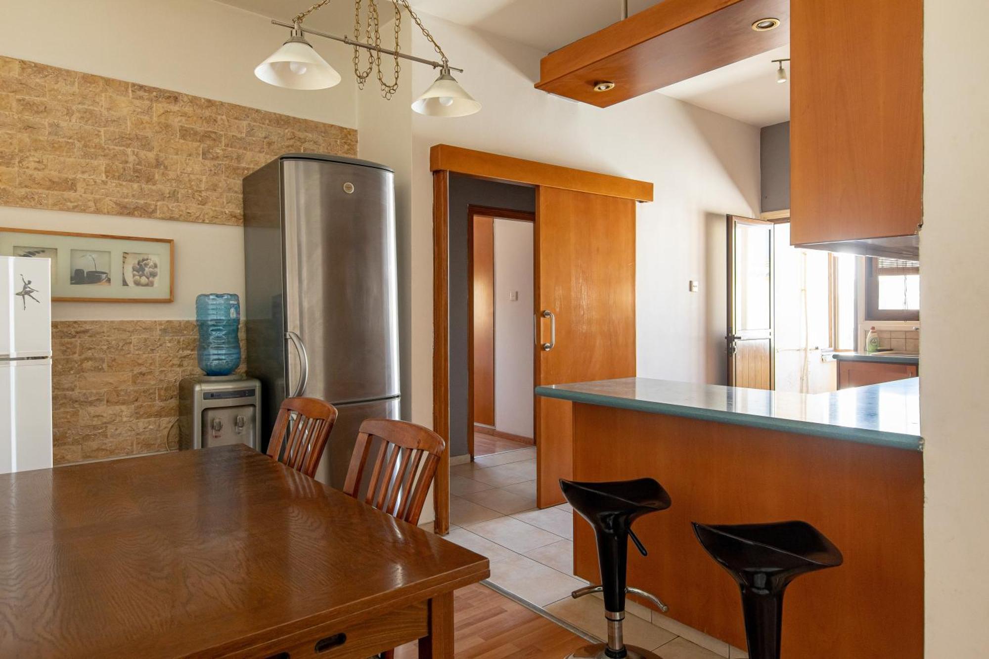 3 Bedroom Apartment *