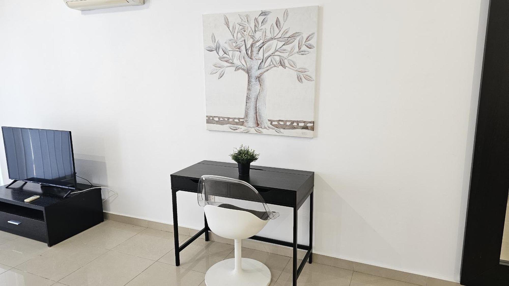 White Petals Apartment