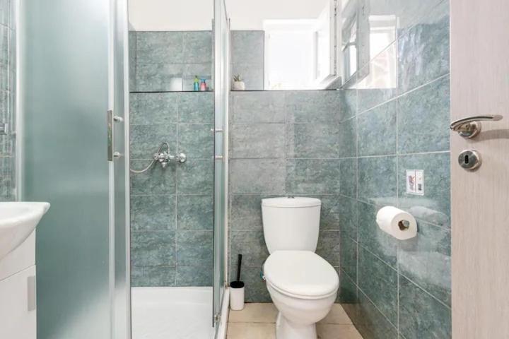 Cozy And Traditional - Ec Apartment Larnaca