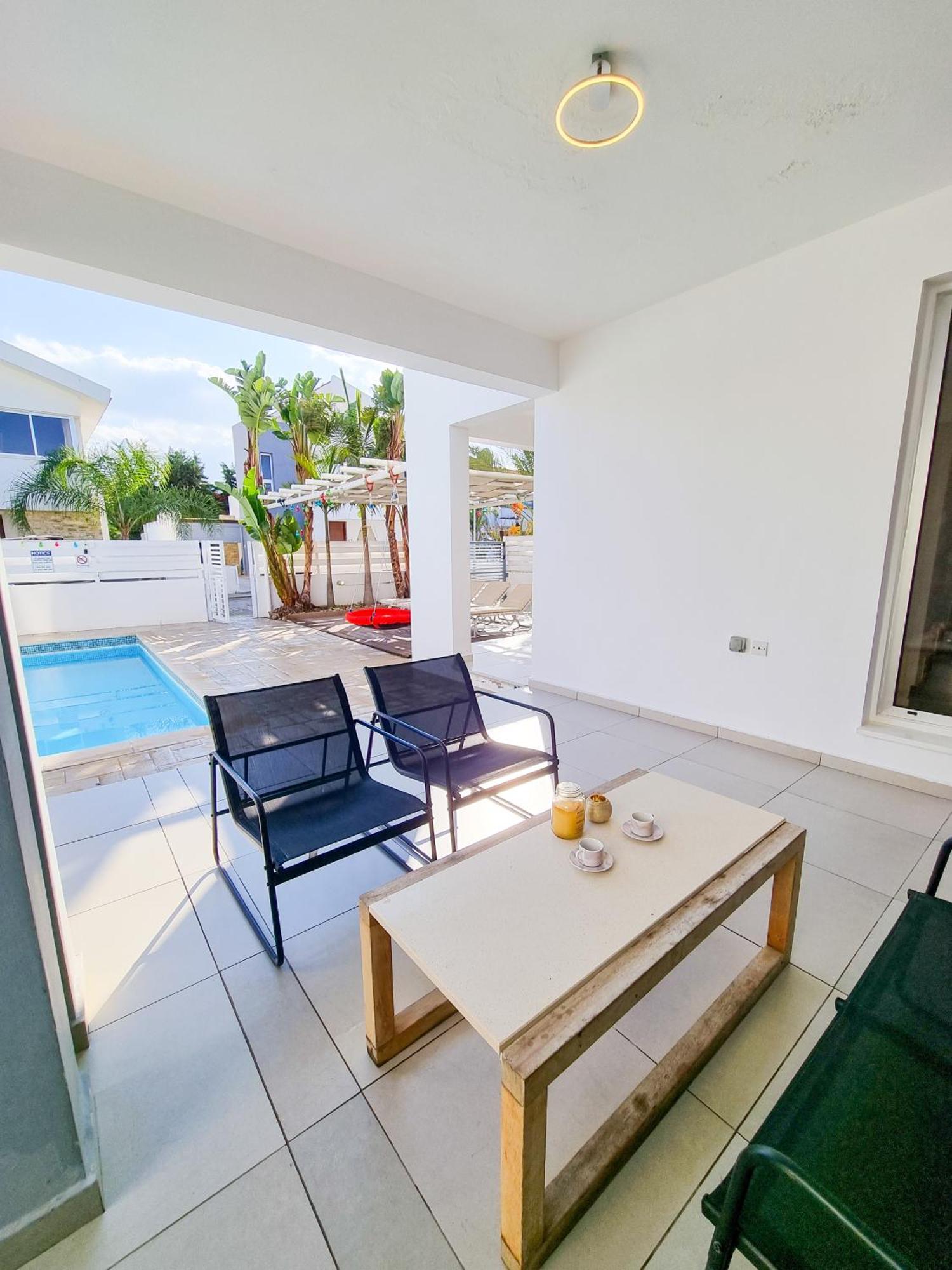 With Private Pool And Bbq Larnaka