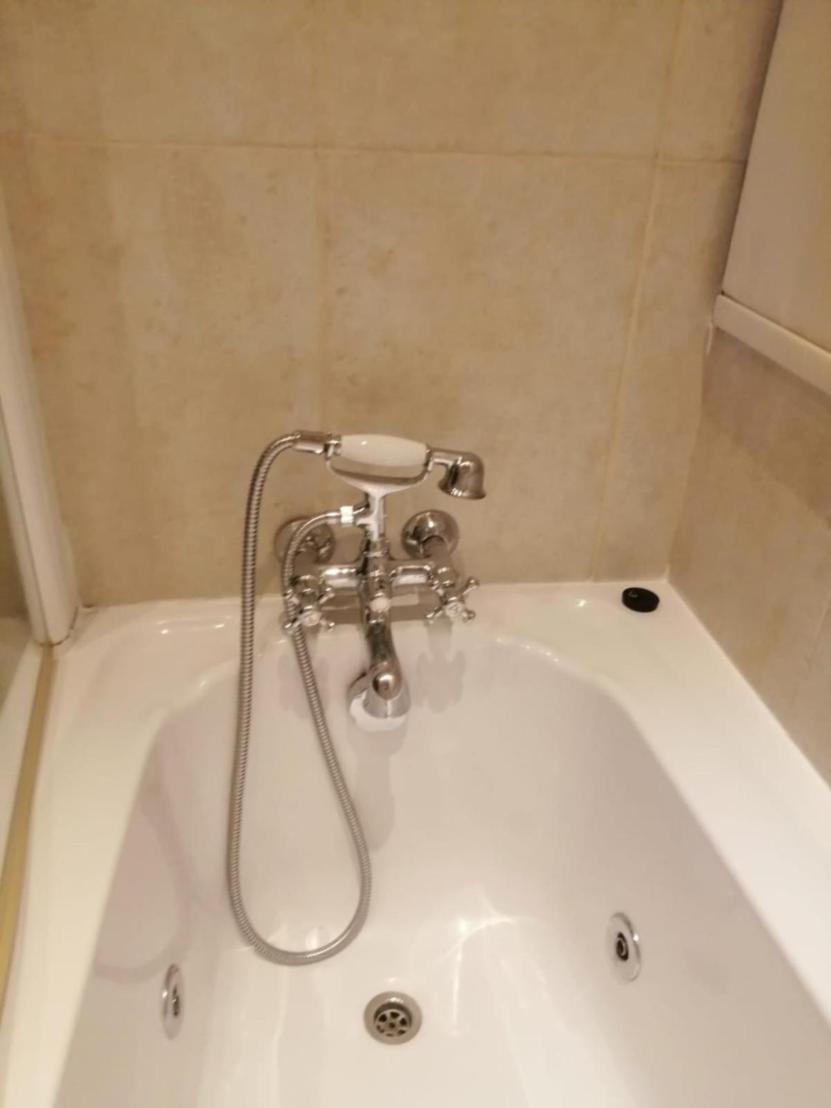 Quattro Sea View Beachfront Ap 6 Căn hộ *
