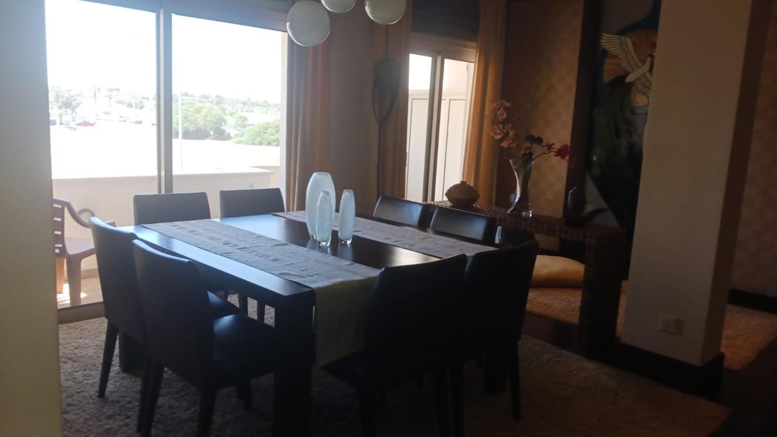 Căn hộ Quattro Sea View Beachfront Ap 6 *