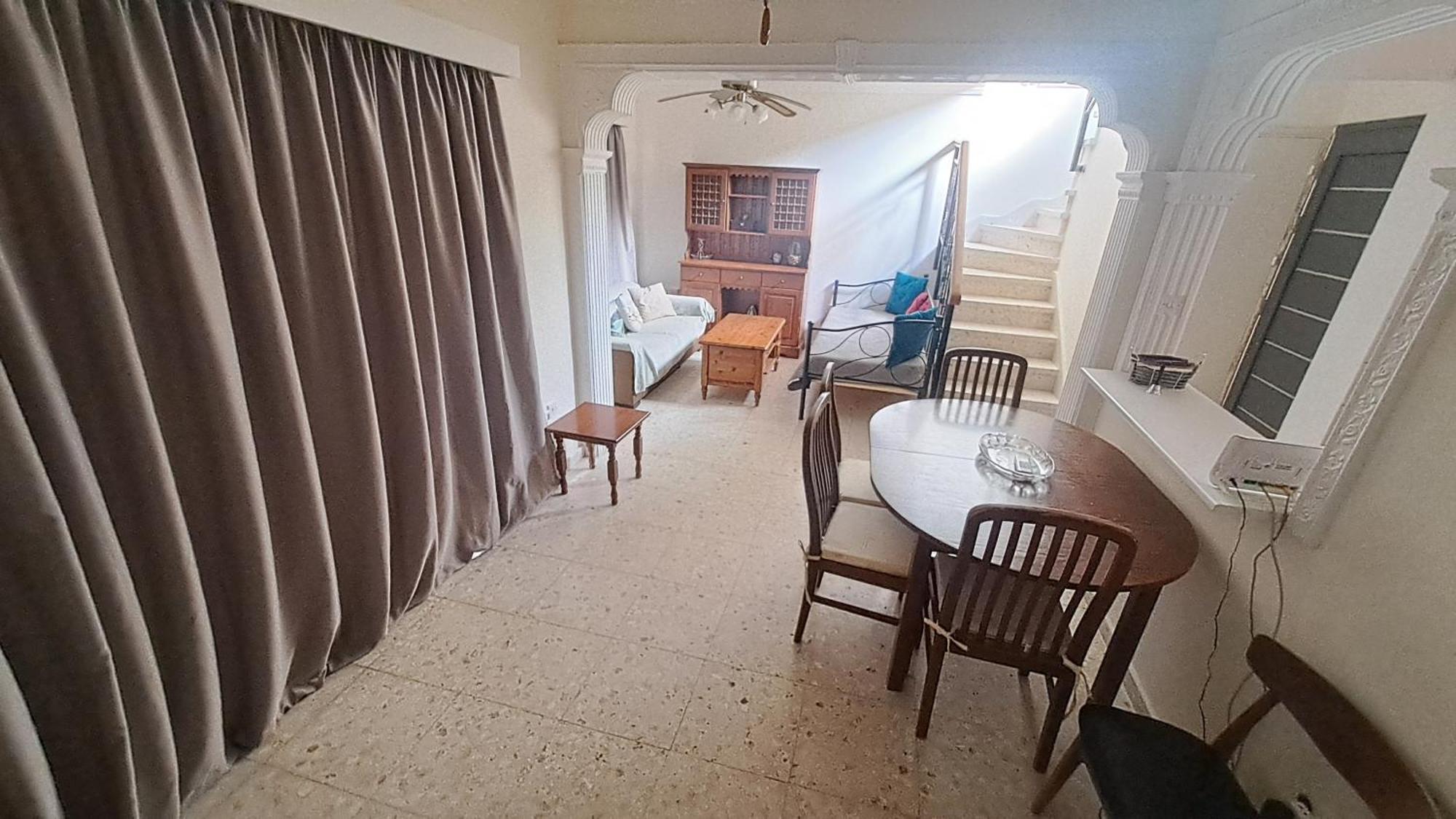 Miltos House