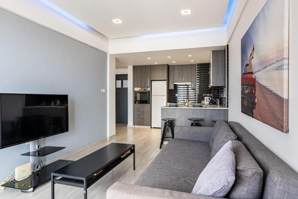 Apartamento Must - Finikoudes Seaview