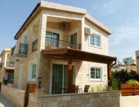 Philippou & Larnaca