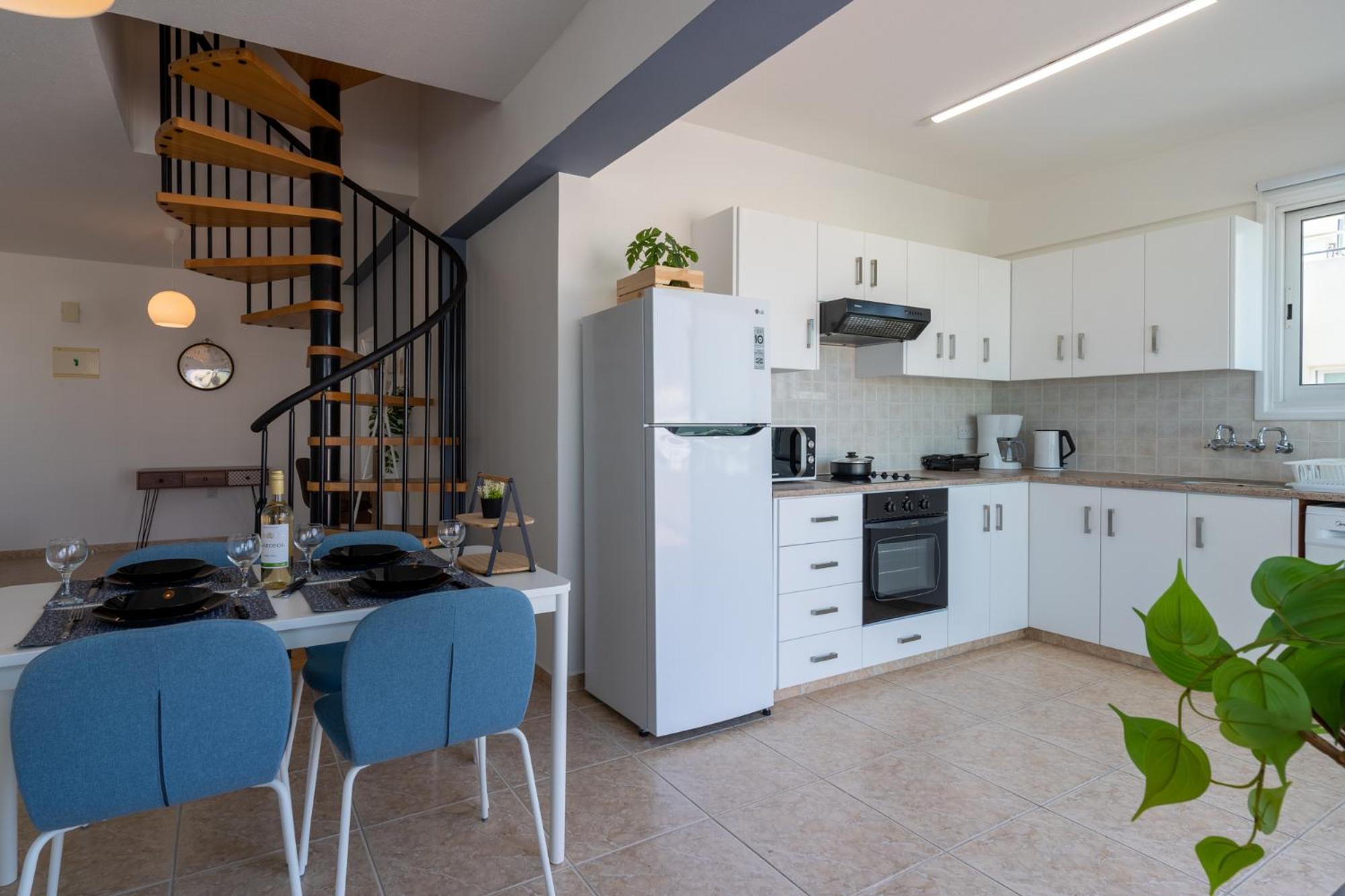 Chloris 3- Bedroom W/pool In