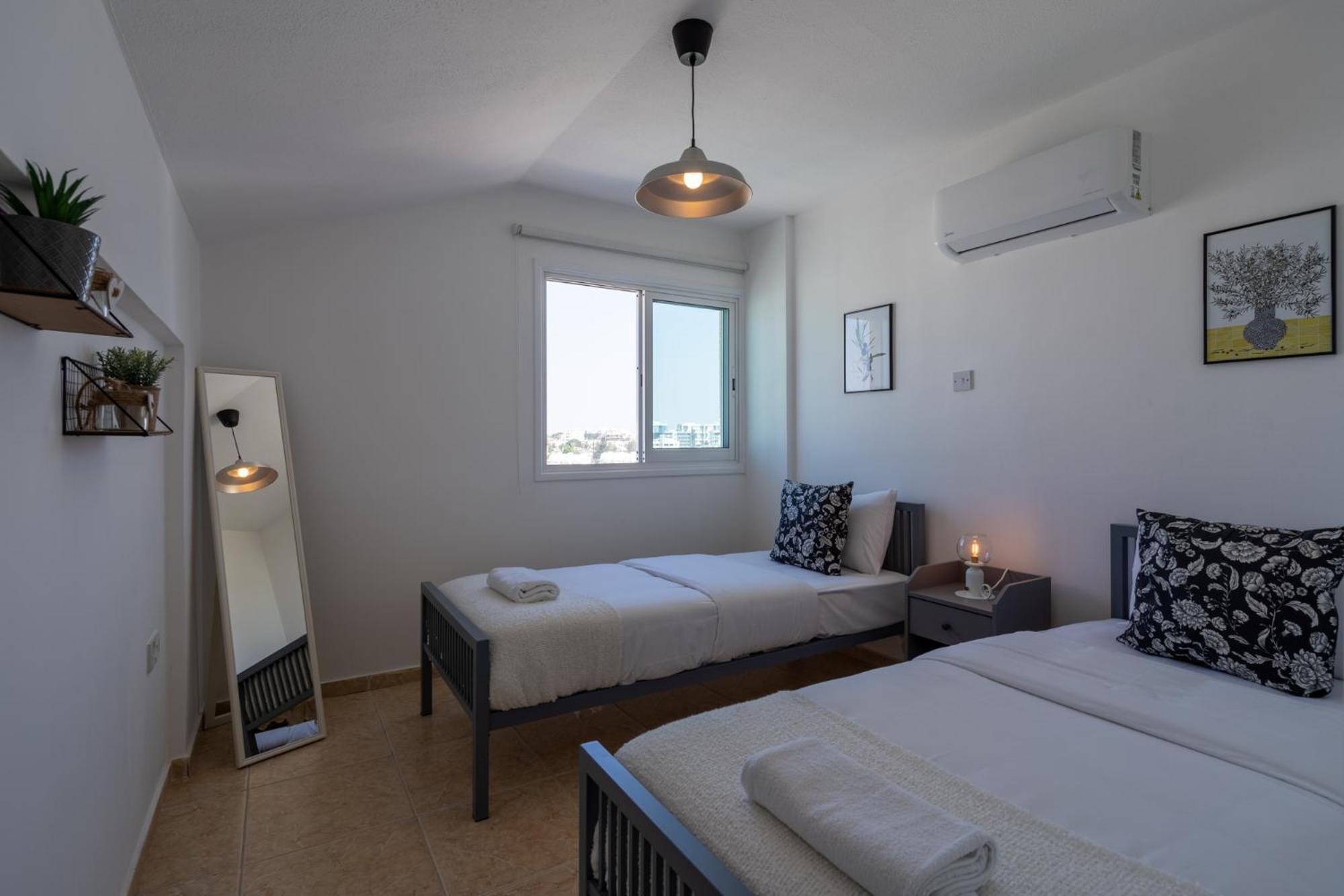Chloris 3- Bedroom W/pool In