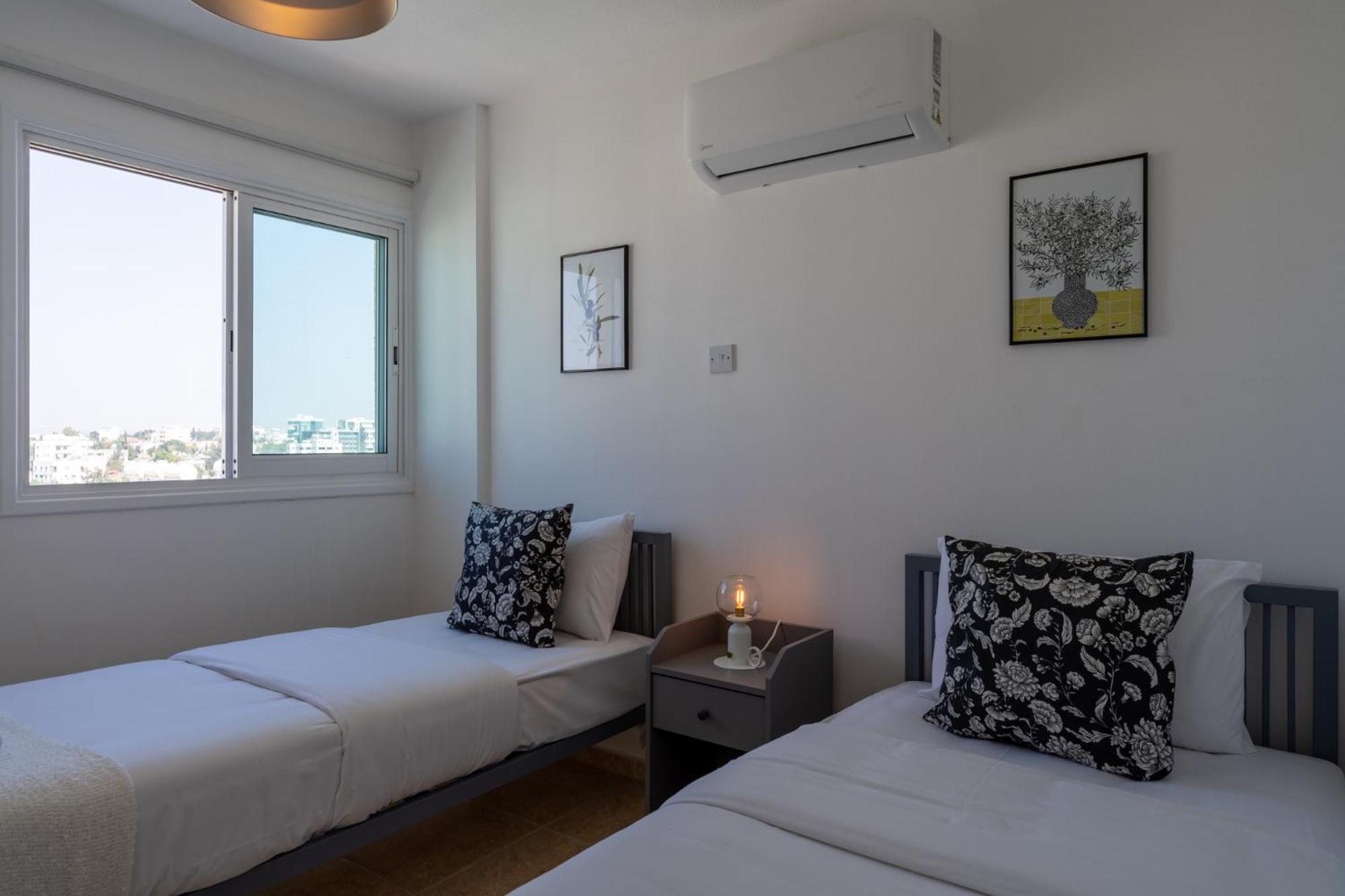 Apartment Chloris 3- Bedroom W/pool In *