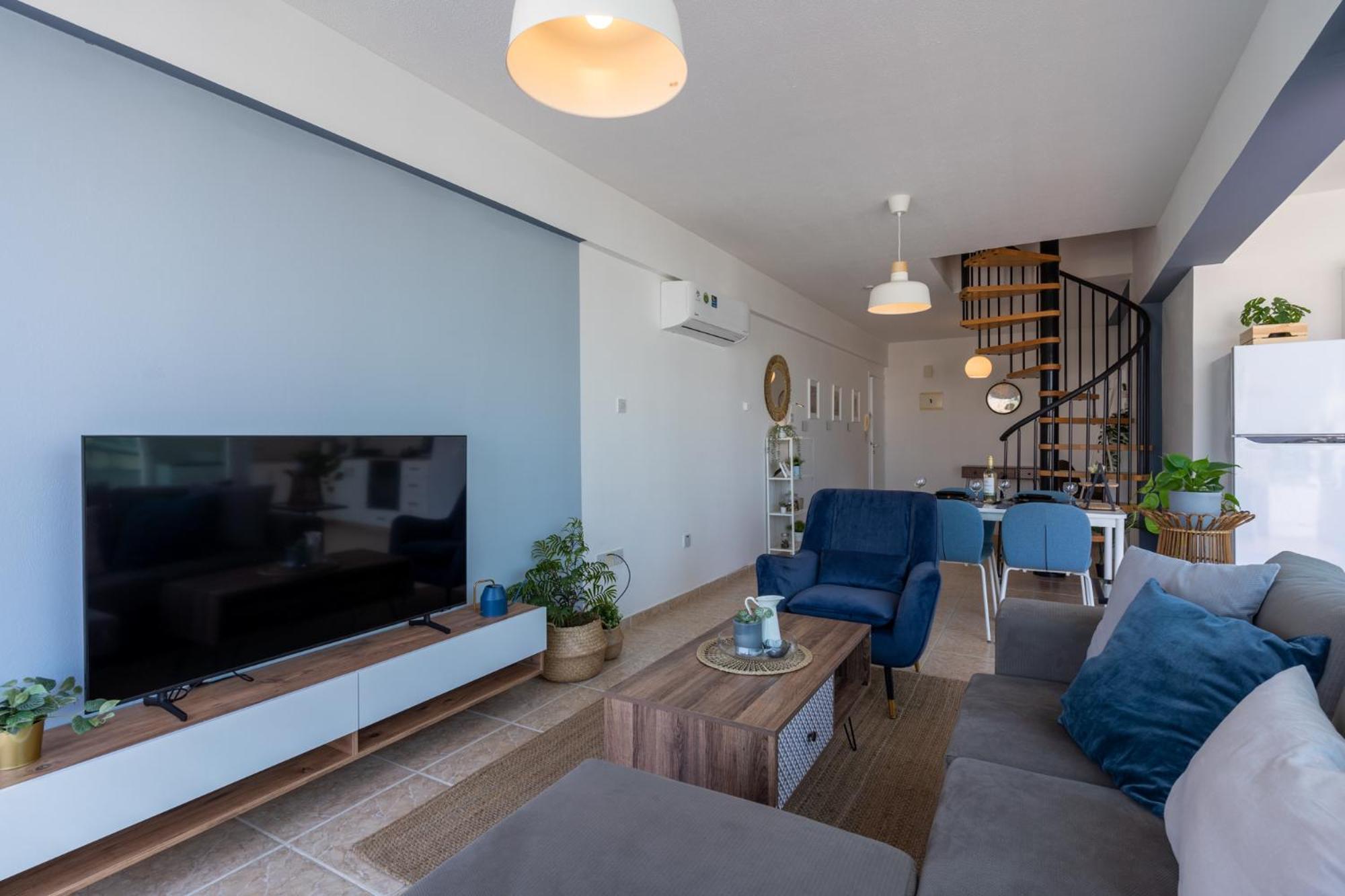 Apartment Chloris 3- Bedroom W/pool In *