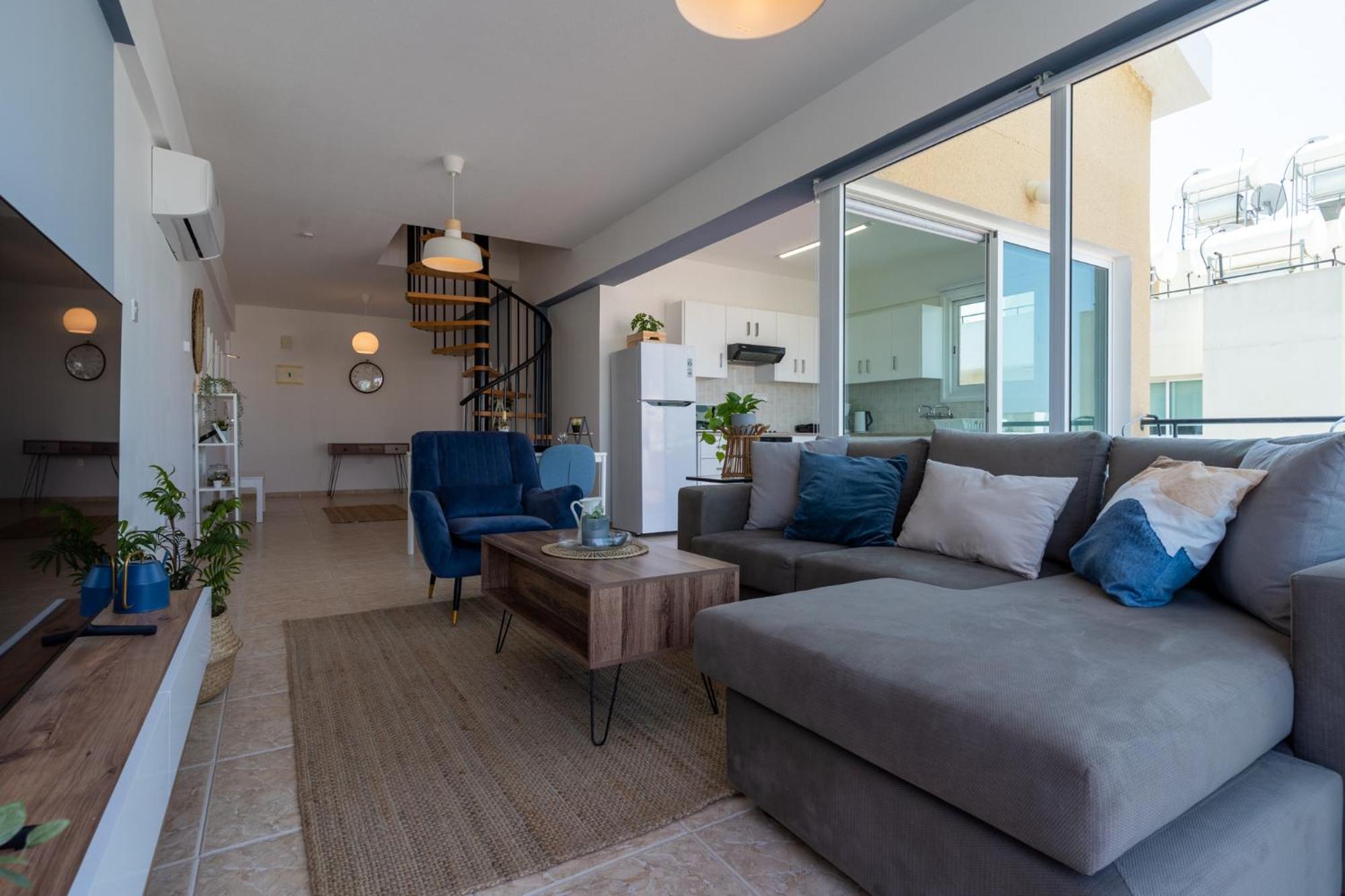 Apartment Chloris 3- Bedroom W/pool In *