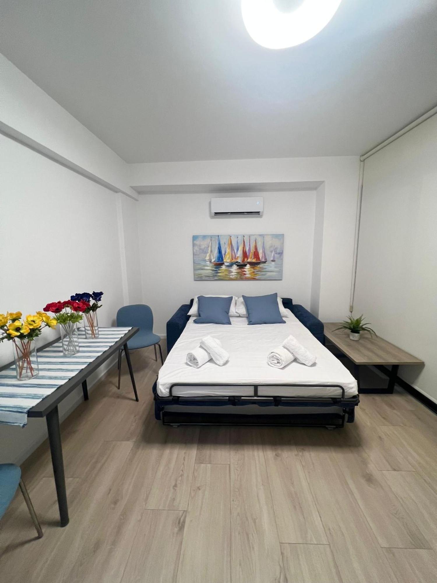 Lazarus Oasis * Larnaca