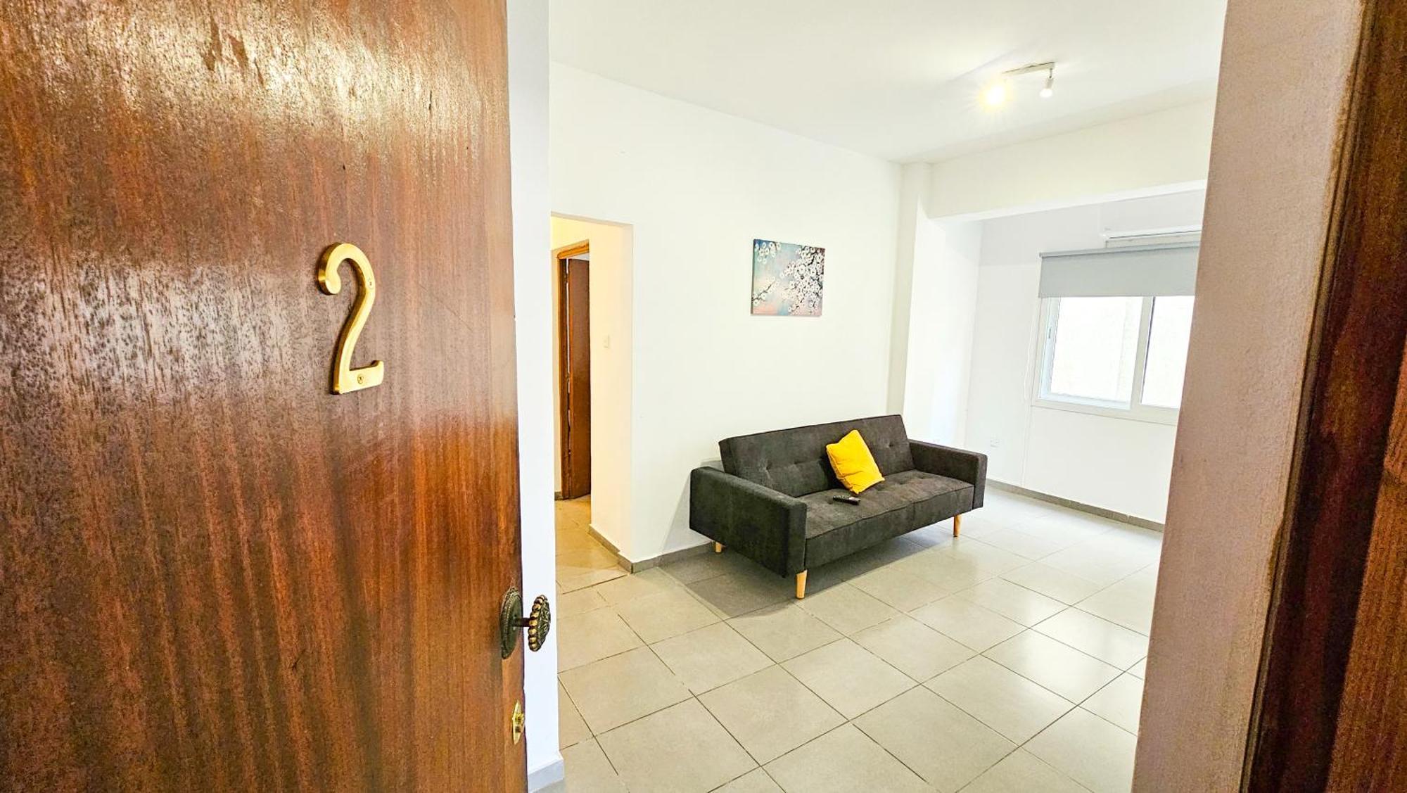 Sunshine City Apartment, 150m From Chabad Lubavitch Apartment Larnaca