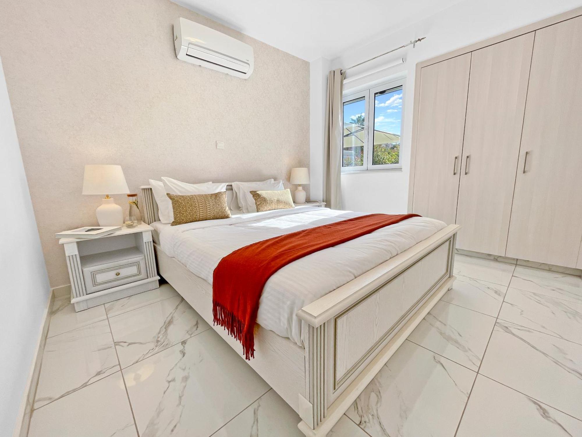 Apartment The Encino - Luxury Seaside