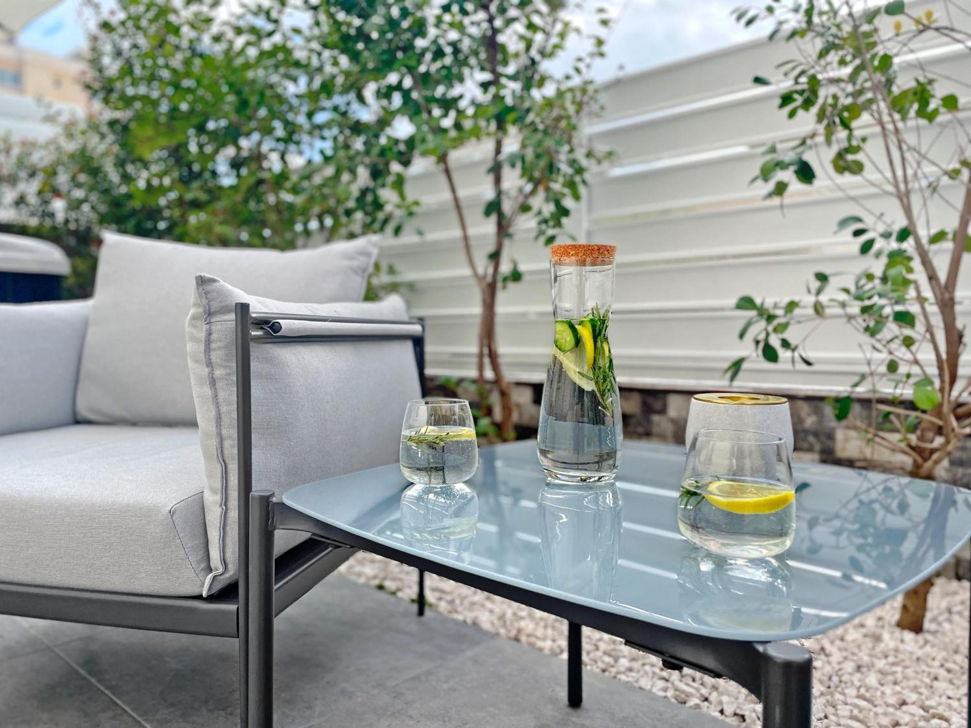 The Encino - Luxury Seaside Larnaca