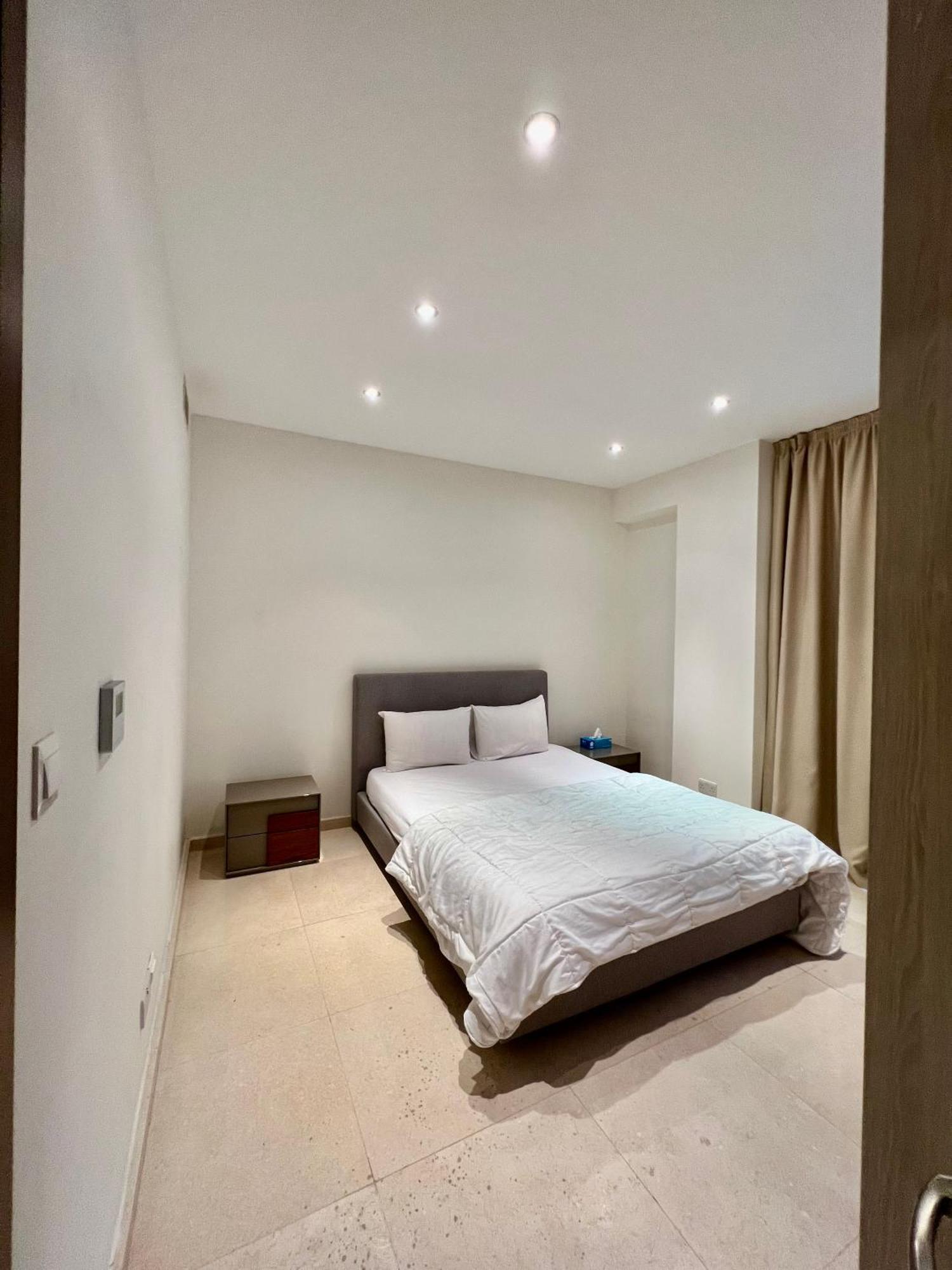 Aparthotel Aphrodite Plaza