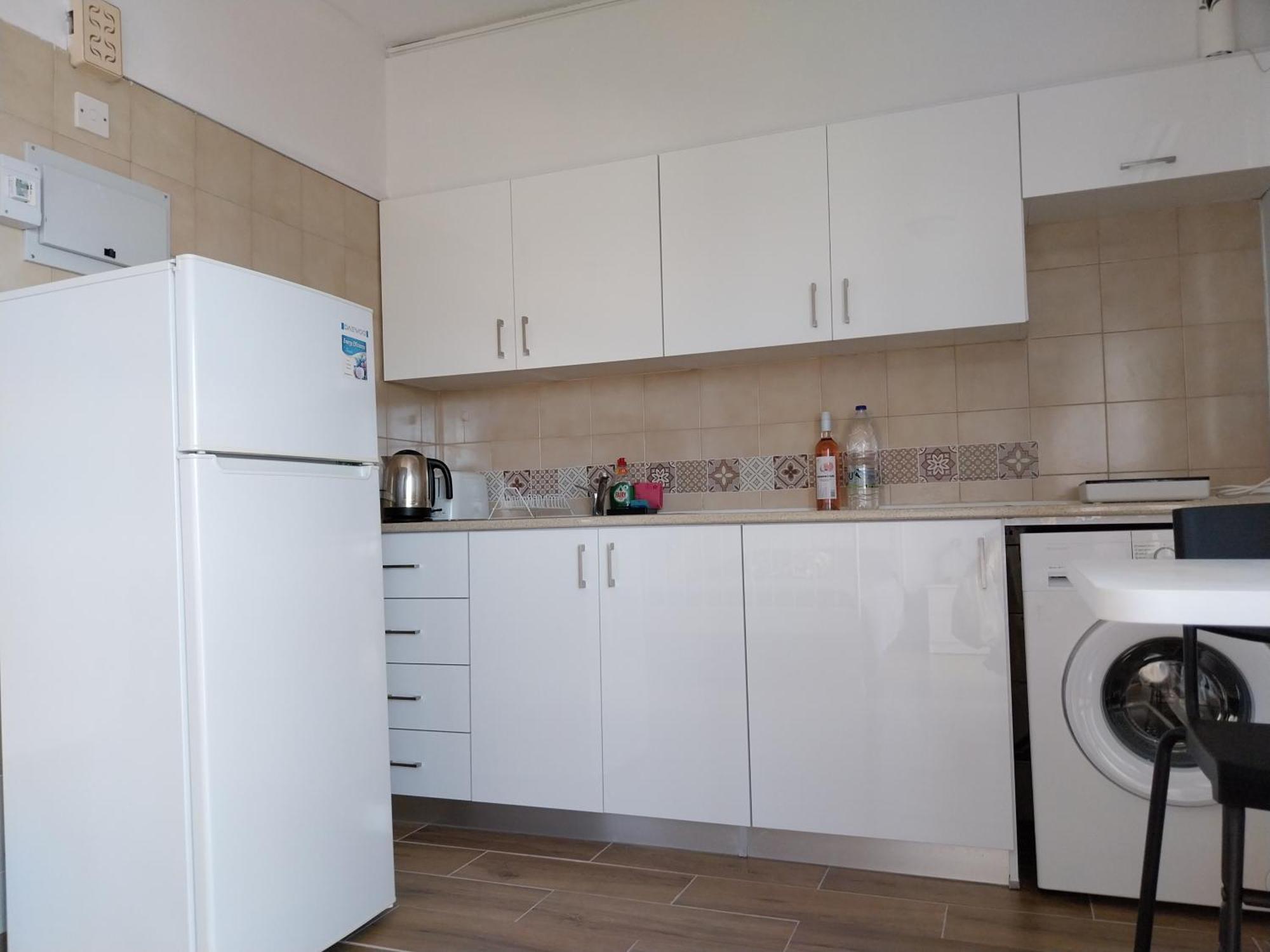Mikis's Seagate Aprt. Apartment *